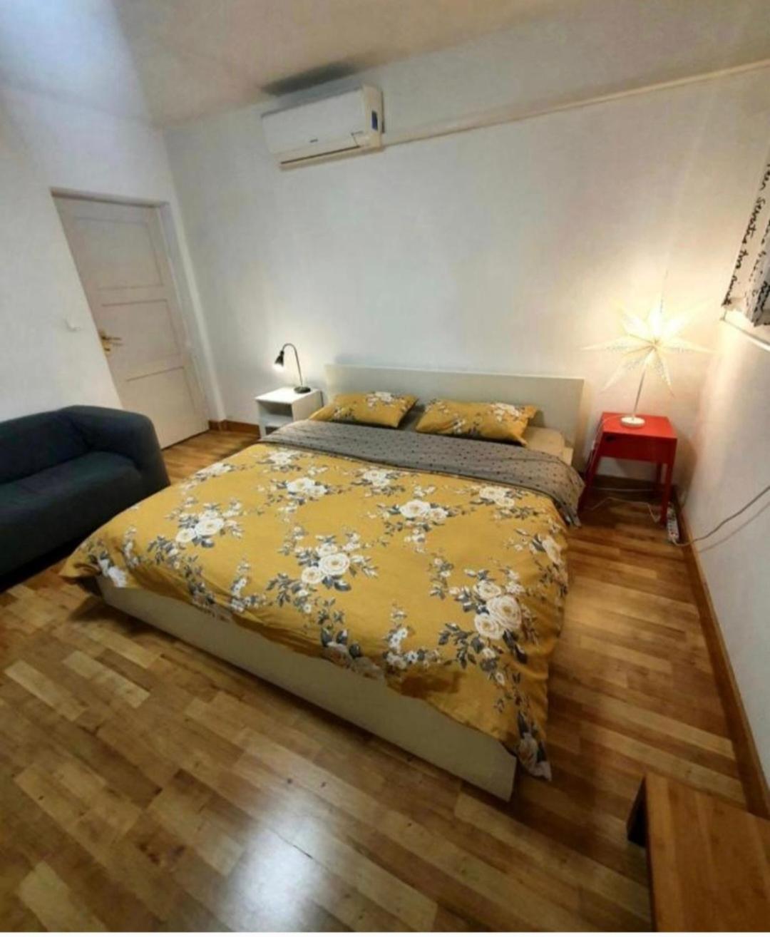 Cozy Apartment Split Exterior photo
